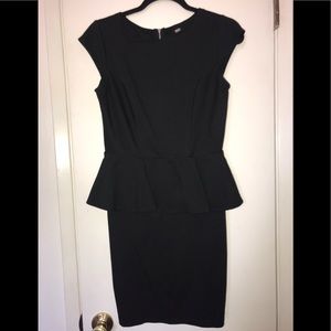 Black pendulum dress